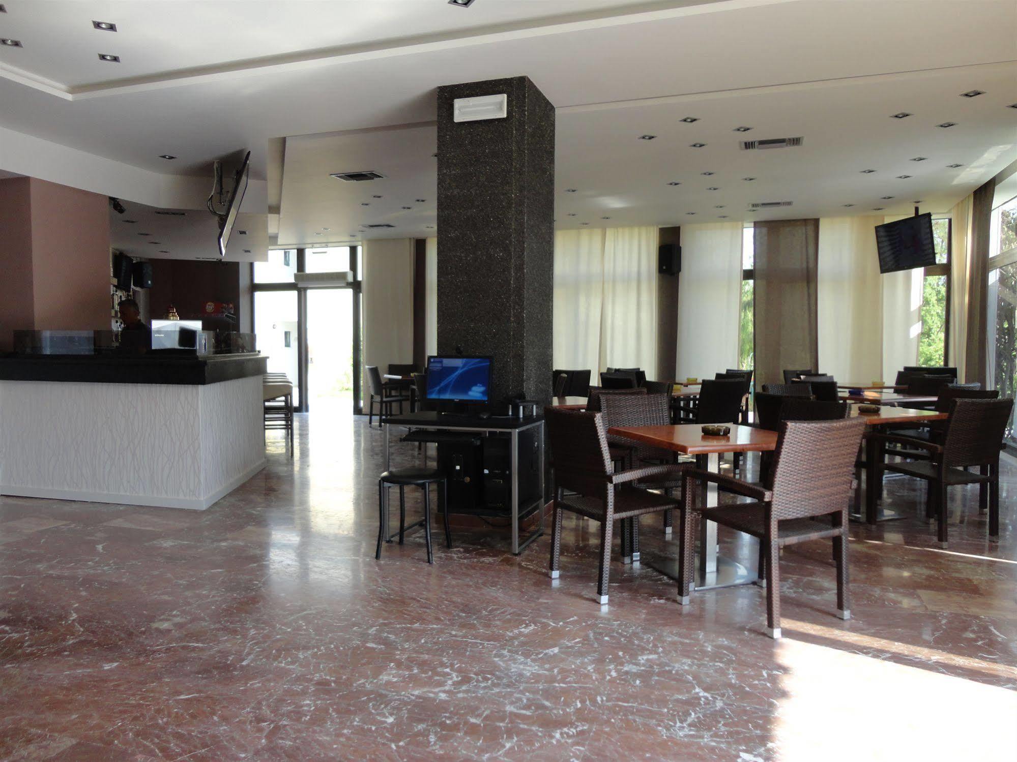 Morfeas Hotel 카보스 외부 사진