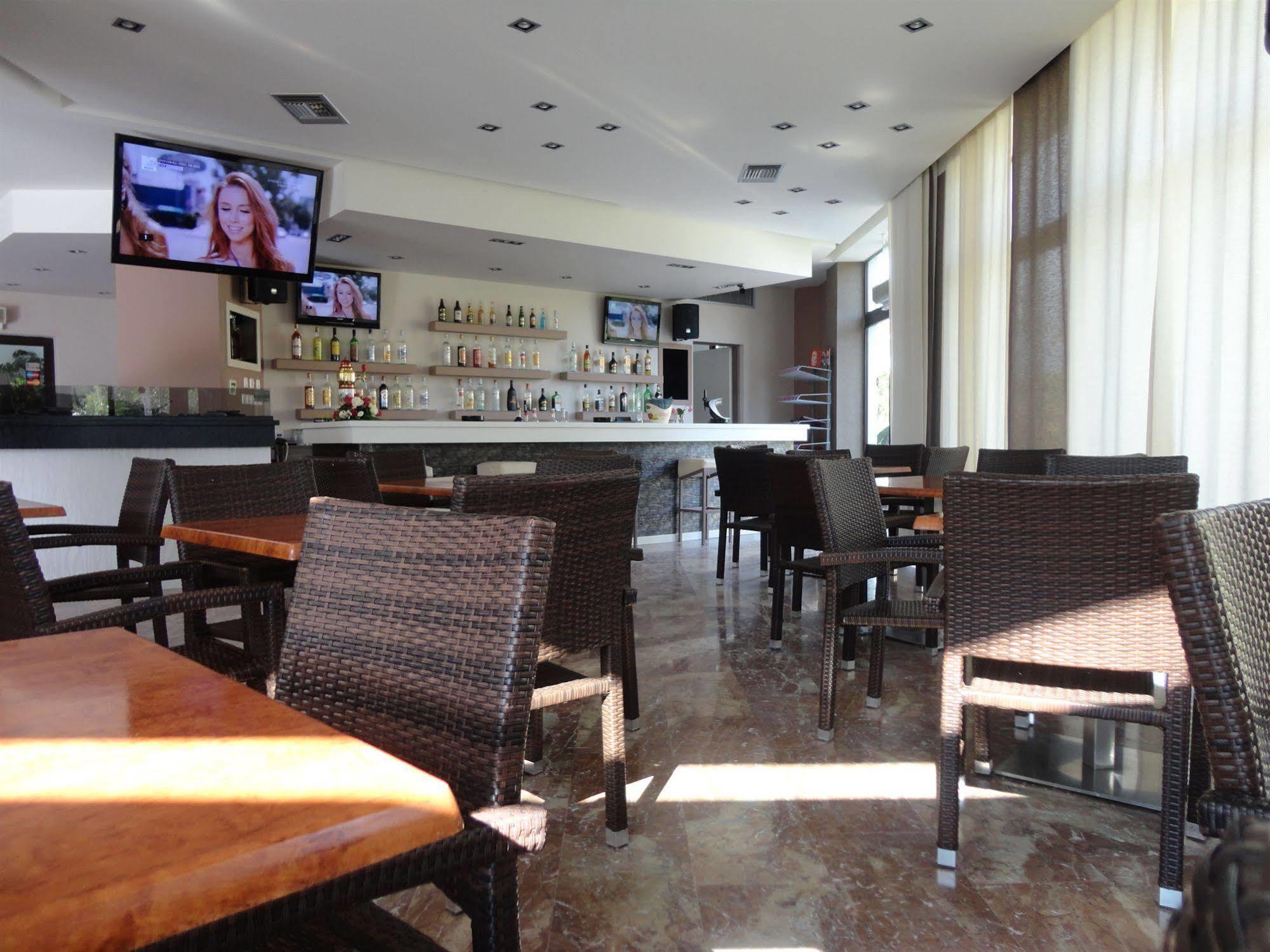 Morfeas Hotel 카보스 외부 사진