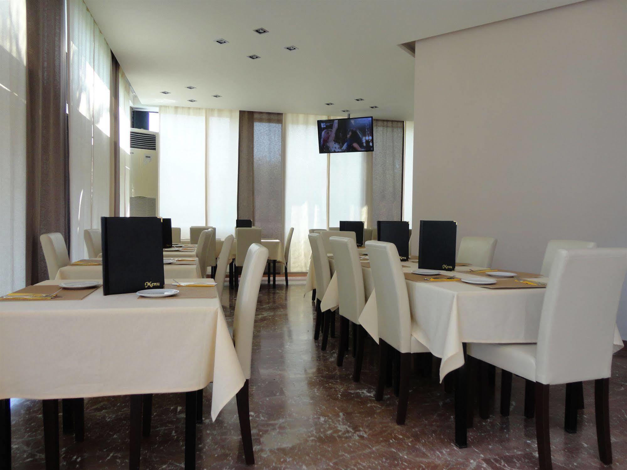 Morfeas Hotel 카보스 외부 사진